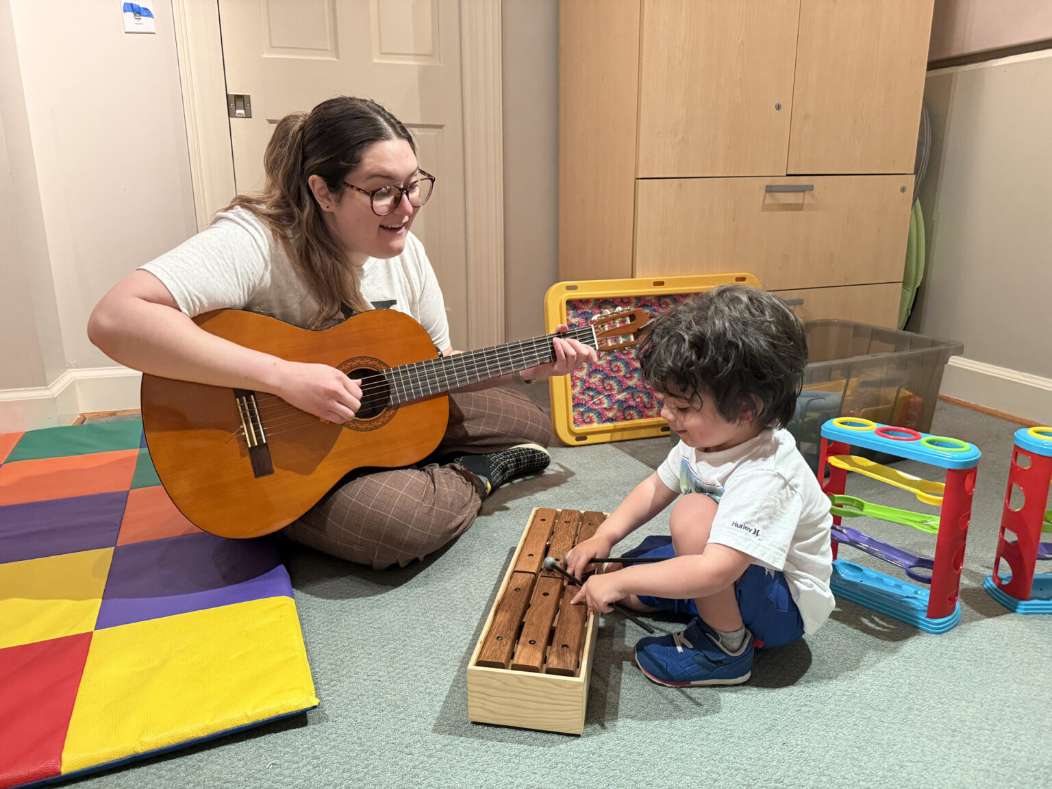 Patient Kai Chan works with Jess Knoble, MT-BC, at the Vanderbilt Music Cognition Lab.