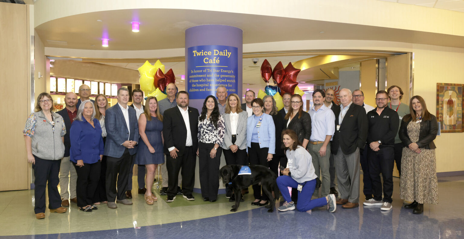 A group from Tri Star Energy is joined by Monroe Carell staff to celebrate the naming of the Twice Daily Café. (photo by Donn Jones)