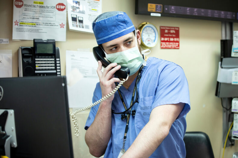 Aaron Williams, MD, was recently recognized for developing a novel heart preservation technique that is expanding access to lifesaving transplants. (photo by Erin O. Smith)